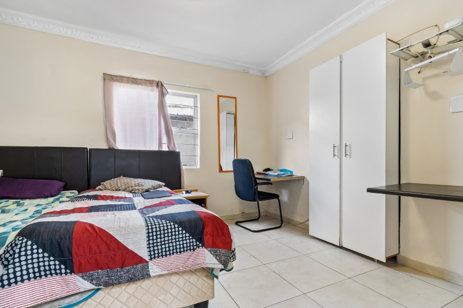 10 Bedroom Property for Sale in Observatory Western Cape